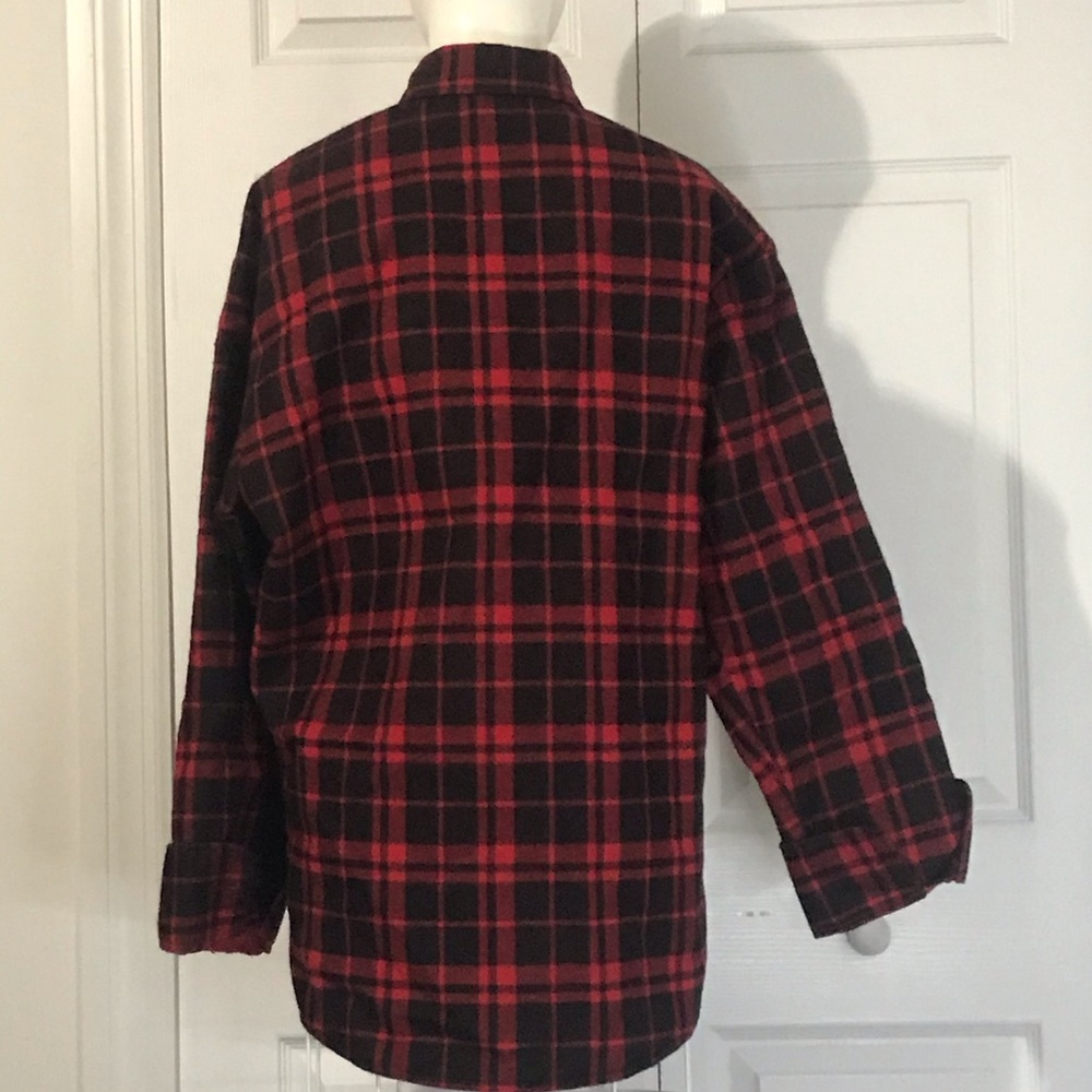 Fieldmaster flannel button down size M - Picture 5 of 9
